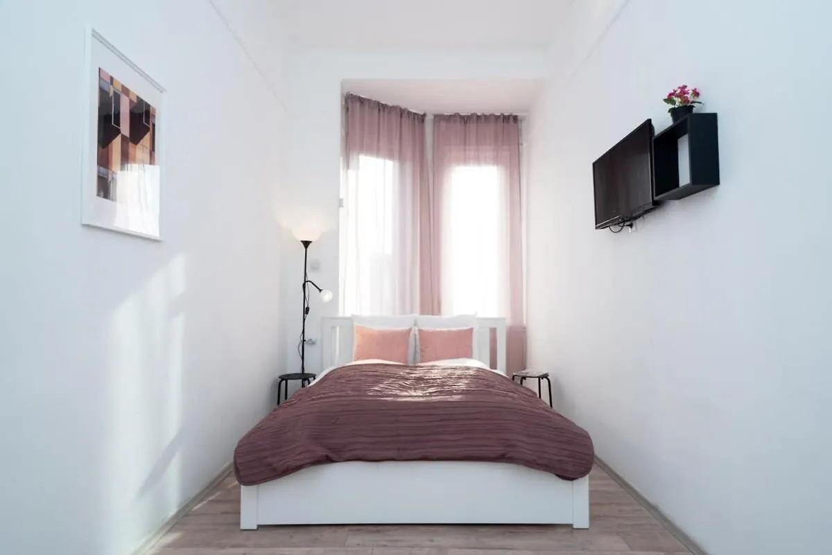 Ultra Central Cozy Apartment Budapest